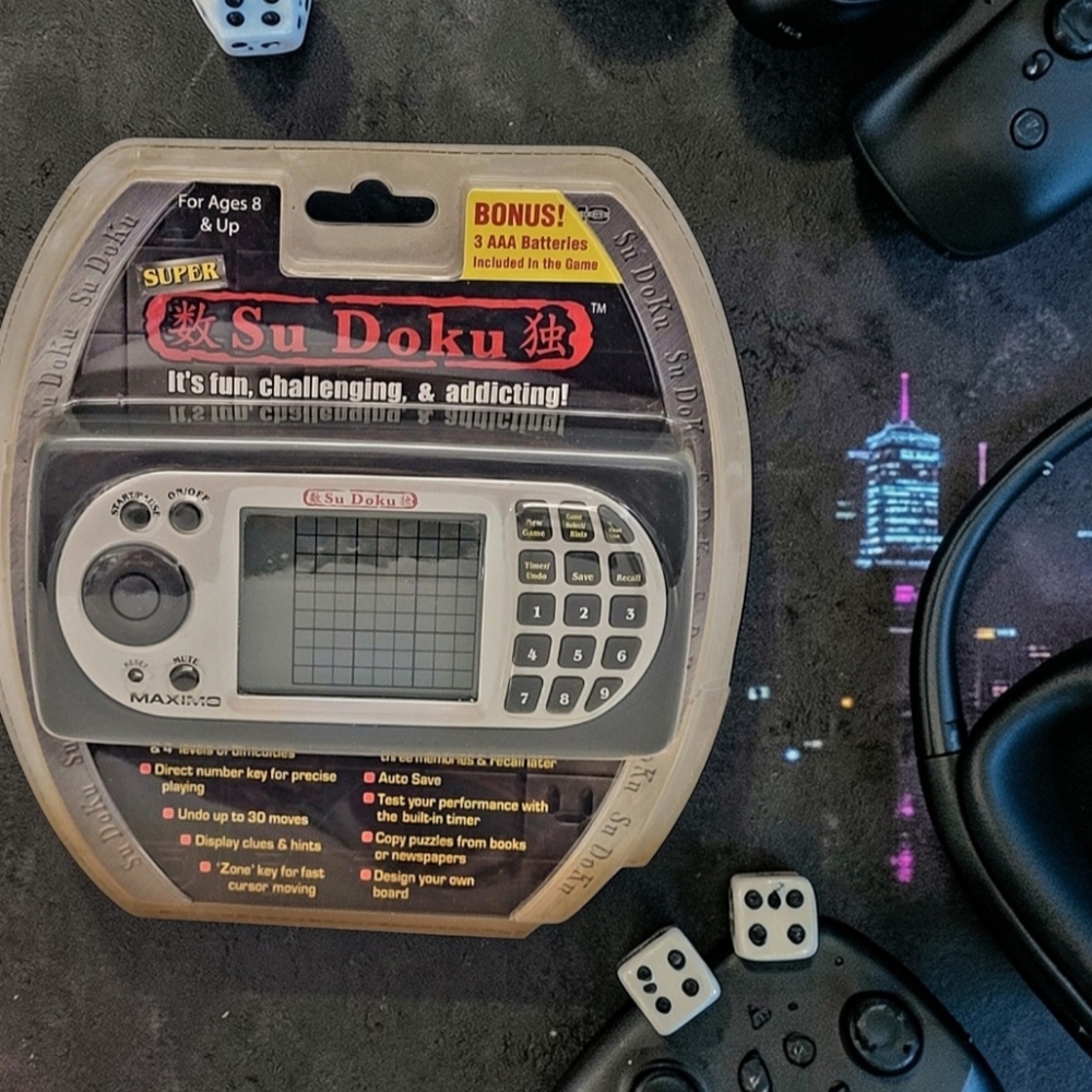 Sealed Maximo Super Sudoku Handheld Electronic Puzzle Game 16,000+ Puzzles New .